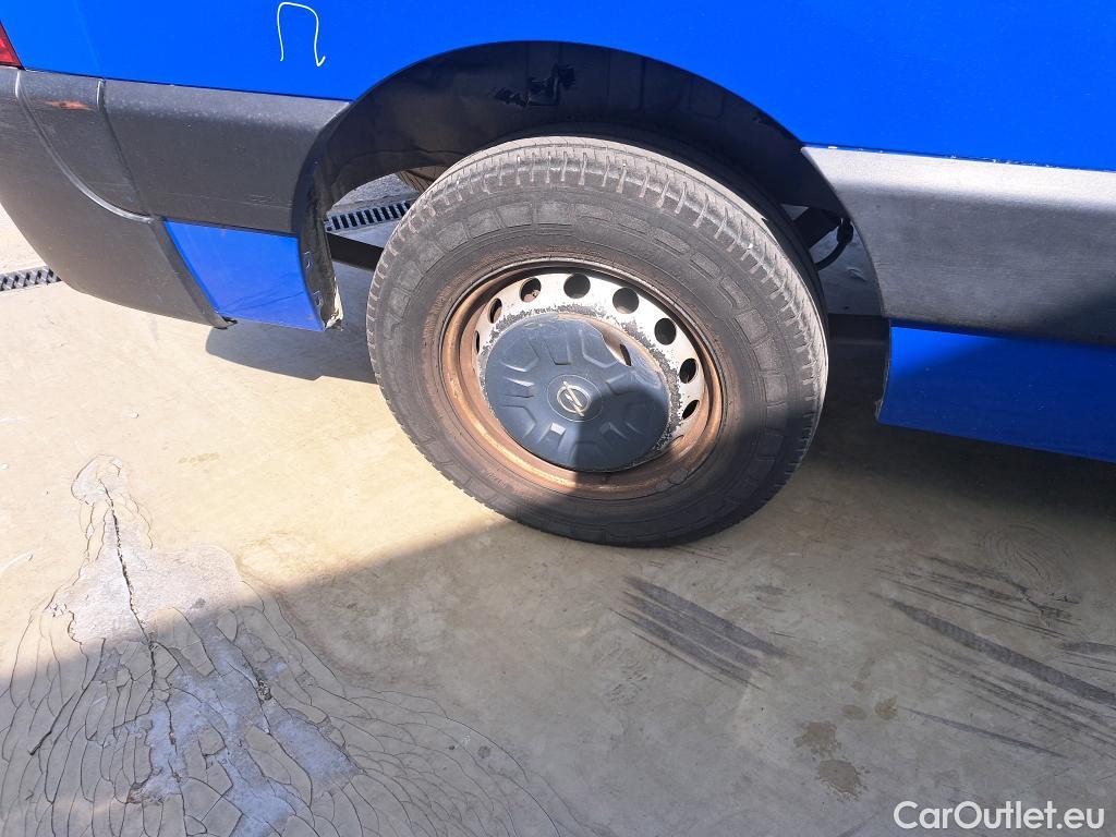  Opel  Movano  B Furgón/Combi Fg. L2H2 3 5t turbo 130CV MT6 E6 #56