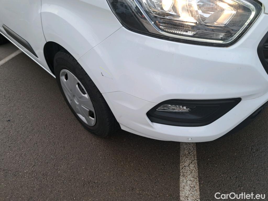  Ford  Transit  Custom Combi / Tourneo Custom 320 L1 Trend 2.0 TDCi 130CV MT6 E6dT #16