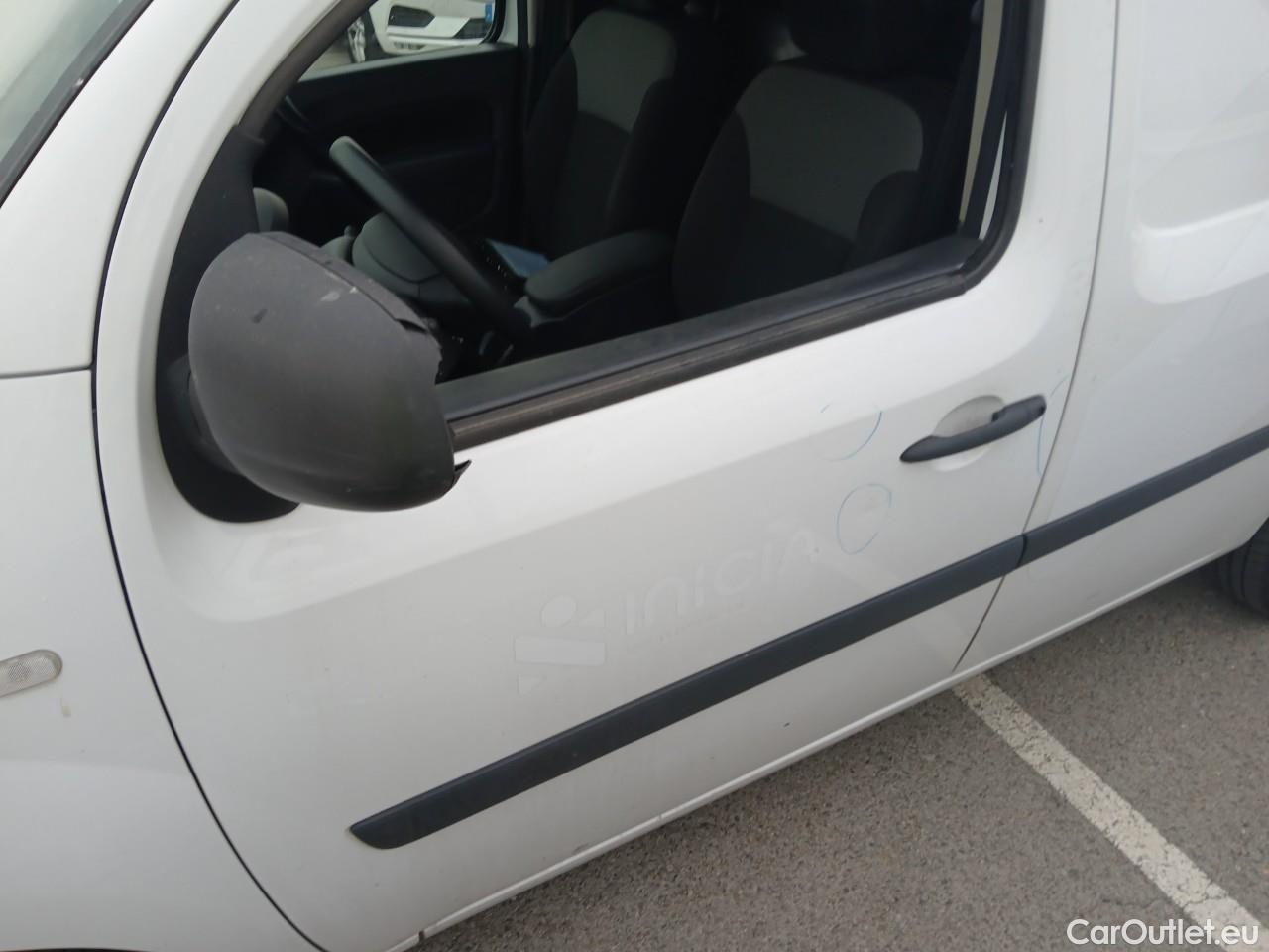  Renault  Kangoo  II Furgón Professional 1.5 dCi 95CV MT6 E6dT #24