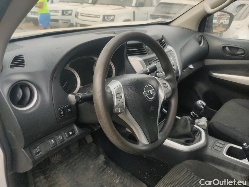  Nissan  Navara NISSAN  / 2015 / 4P / pickup Doble Cab. 2.3dCi 120kW(160CV) Visia #30