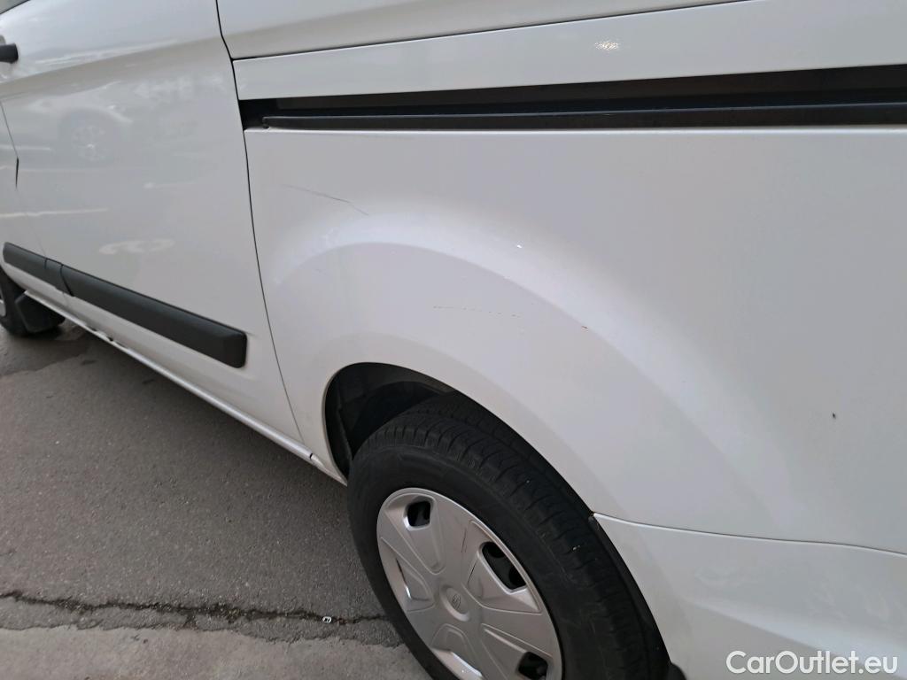  Ford  Transit  Custom Combi / Tourneo Custom 320 L1 Trend 2.0 TDCi 130CV MT6 E6dT #24
