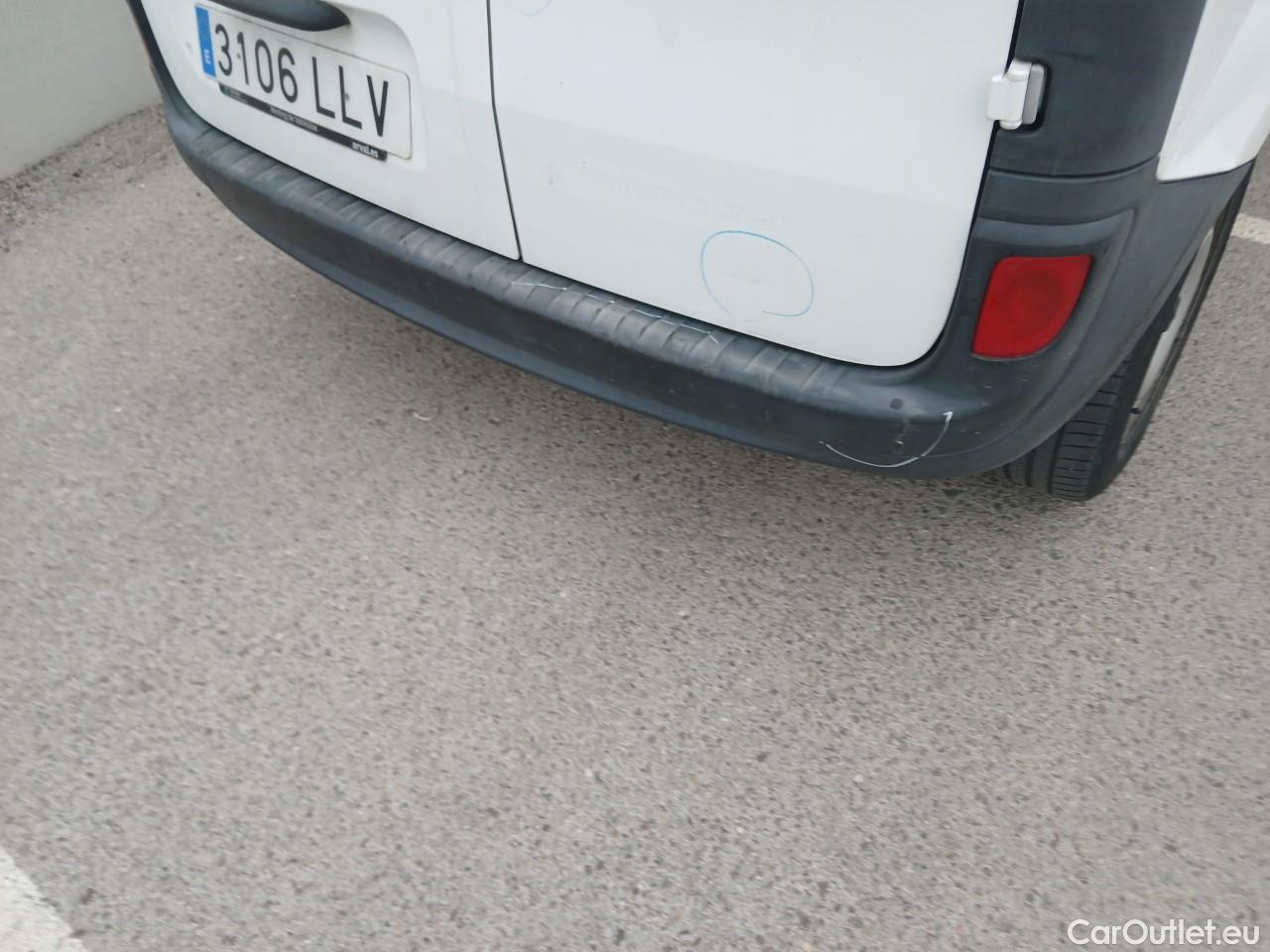  Renault  Kangoo  II Furgón Professional 1.5 dCi 95CV MT6 E6dT #32