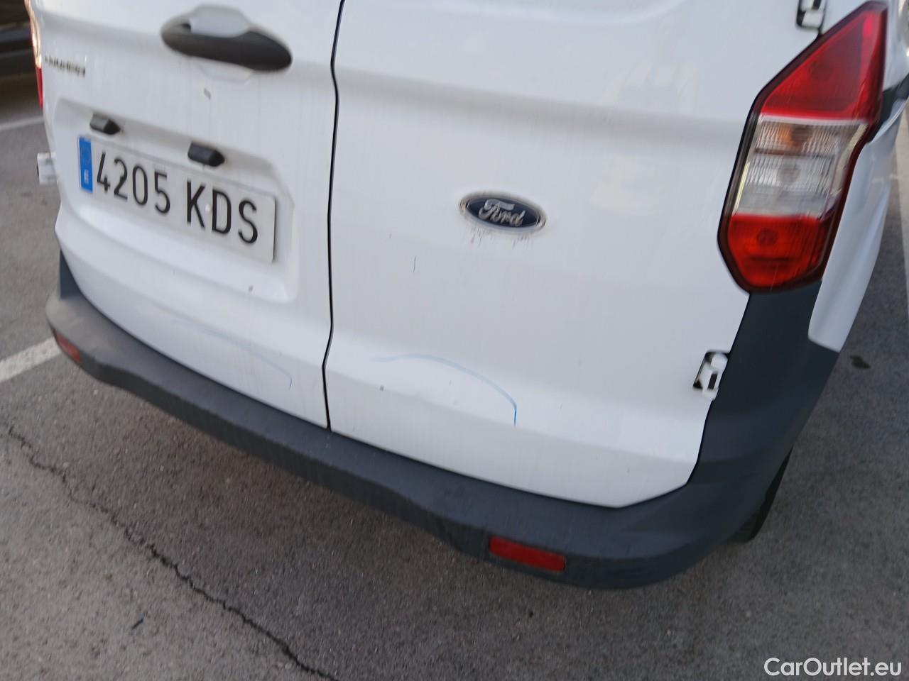  Ford  Transit  Courier Ambiente 1.5 TDCi 75CV MT5 E6 #23