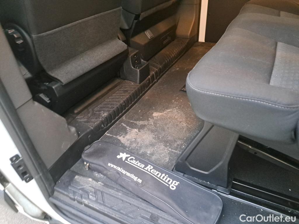  Ford  Transit  Custom Combi / Tourneo Custom 320 L1 Trend 2.0 TDCi 130CV MT6 E6dT #9