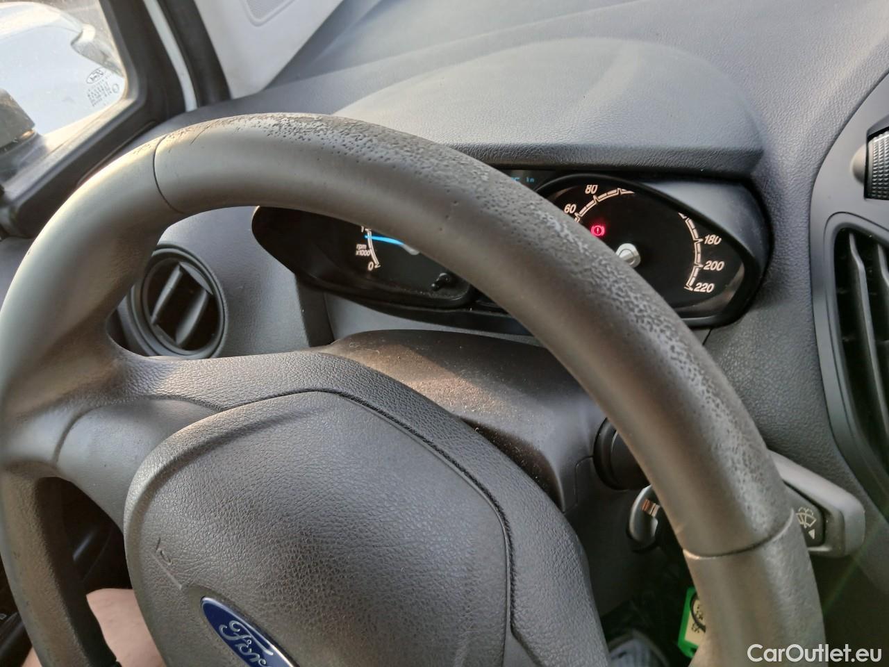  Ford  Transit  Courier Ambiente 1.5 TDCi 75CV MT5 E6 #3