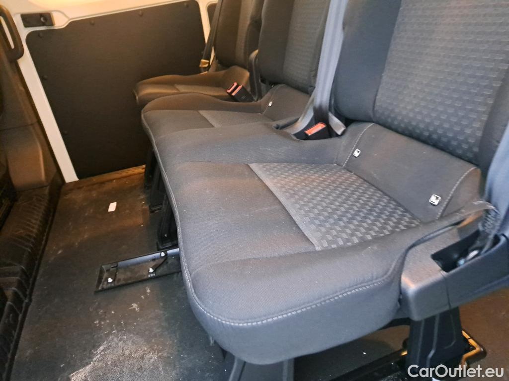  Ford  Transit  Custom Combi / Tourneo Custom 320 L1 Trend 2.0 TDCi 130CV MT6 E6dT #10