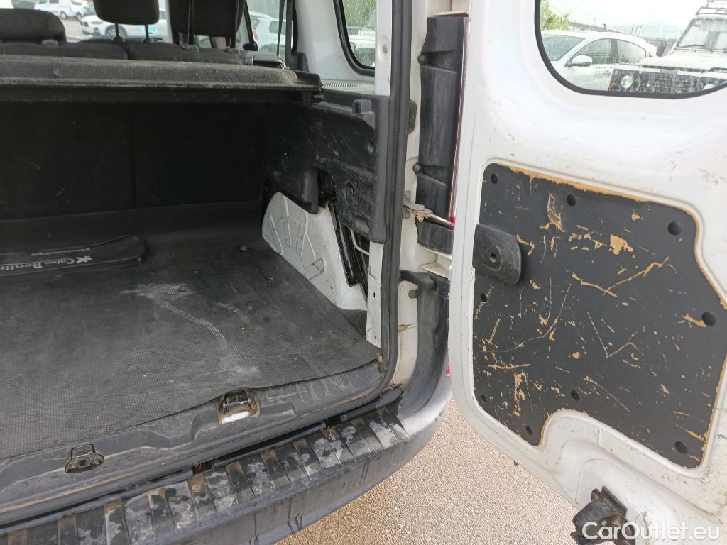  Renault  Kangoo  II Profesional 1.5 dCi 75CV MT5 E6 #29