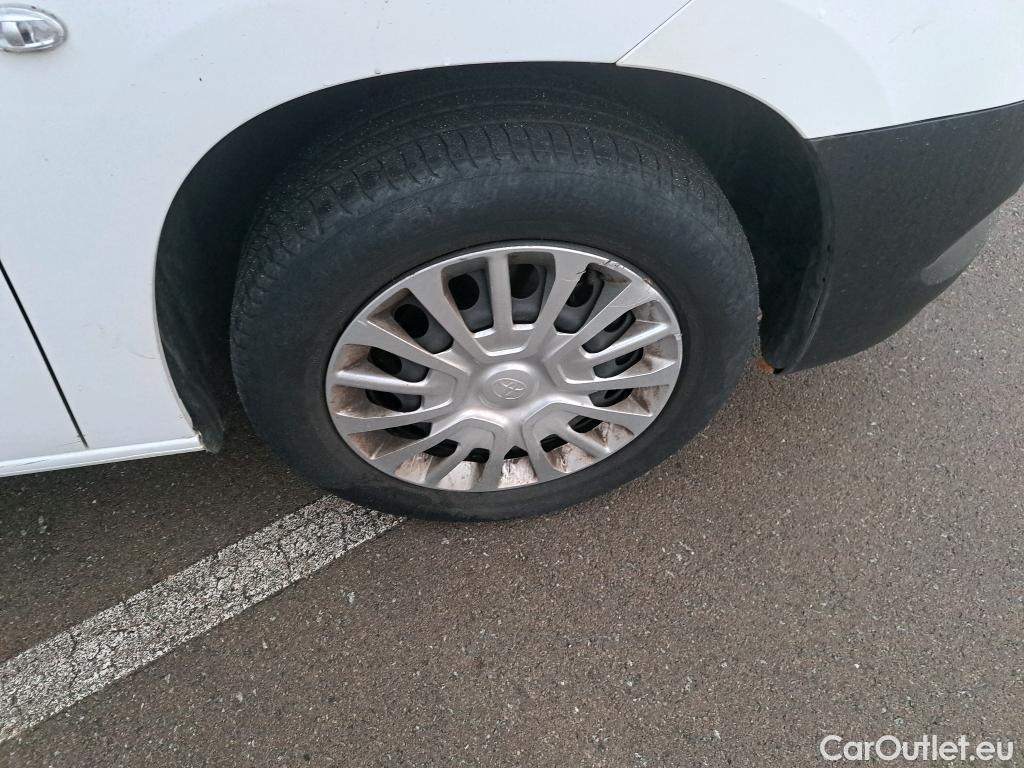  Toyota  Proace TOYOTA  CiTY 1.5D 75kW (100CV) GX L1 (AC) #22