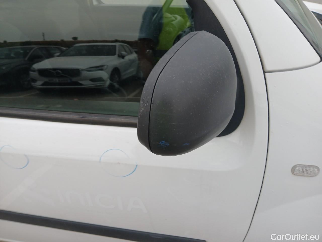  Renault  Kangoo  II Furgón Professional 1.5 dCi 95CV MT6 E6dT #42