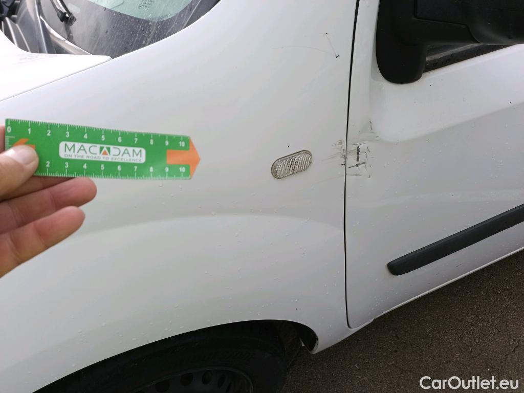  Renault  Kangoo  II Profesional 1.5 dCi 75CV MT5 E6 #38