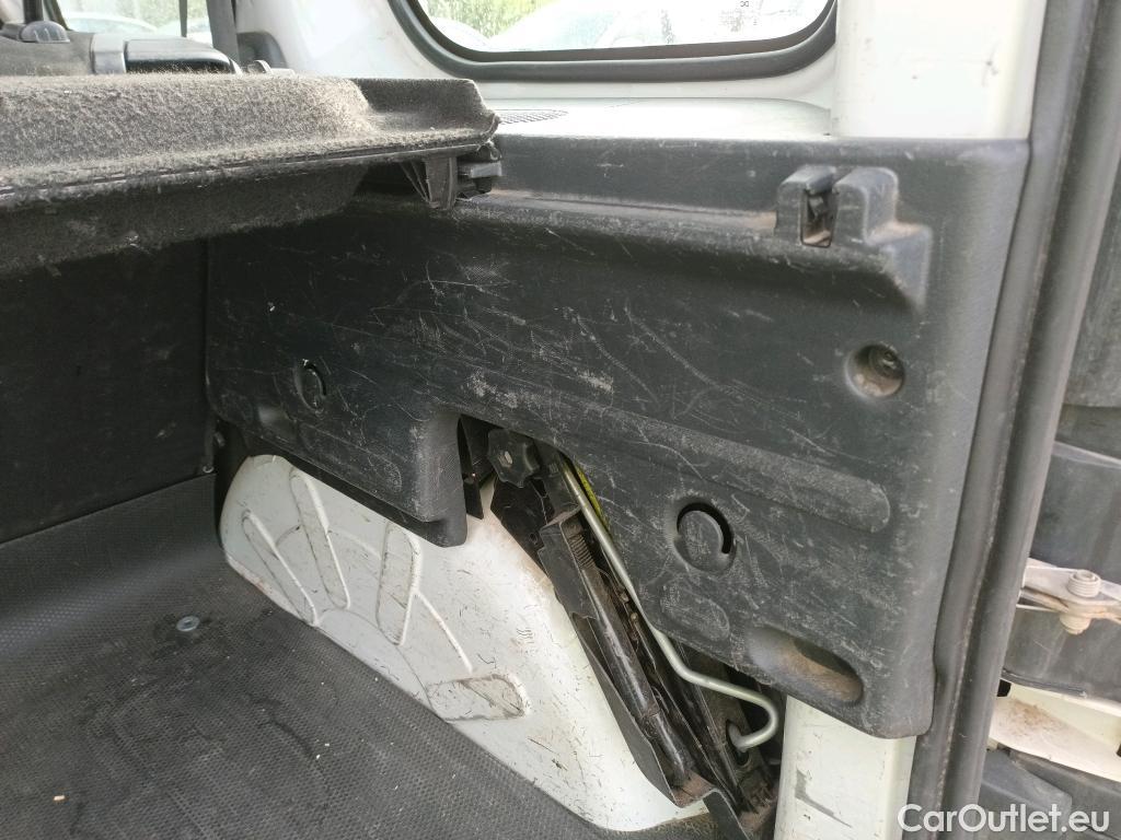  Renault  Kangoo  II Profesional 1.5 dCi 75CV MT5 E6 #48