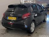  Peugeot  208 Peugeot  Signature 1.2 PureTech 82 5d #2
