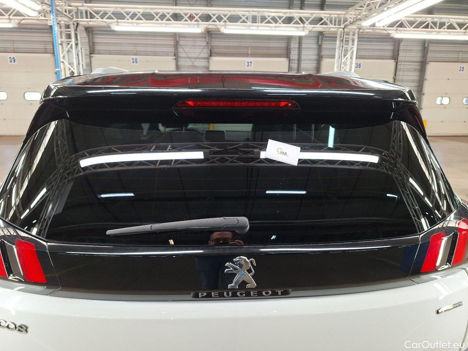  Peugeot  5008 Peugeot,  '16, Peugeot  1.2 PureTech 96kW S&S GT Line 5d 7pl #39