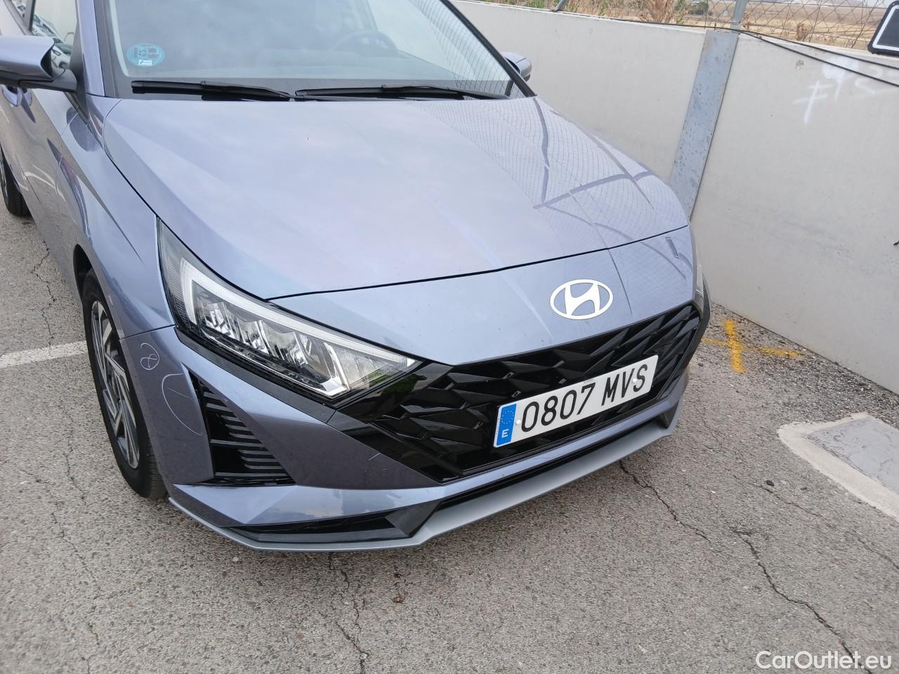  Land Rover  Discovery HYUNDAI i20 / 2023 / 5P / berlina con portón 1.0 TGDI Klass #6