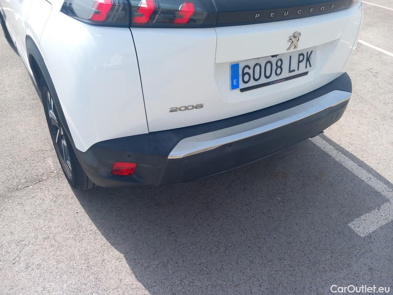  Peugeot  2008  Allure Pack 1.5 HDi 110CV MT6 E6d #22