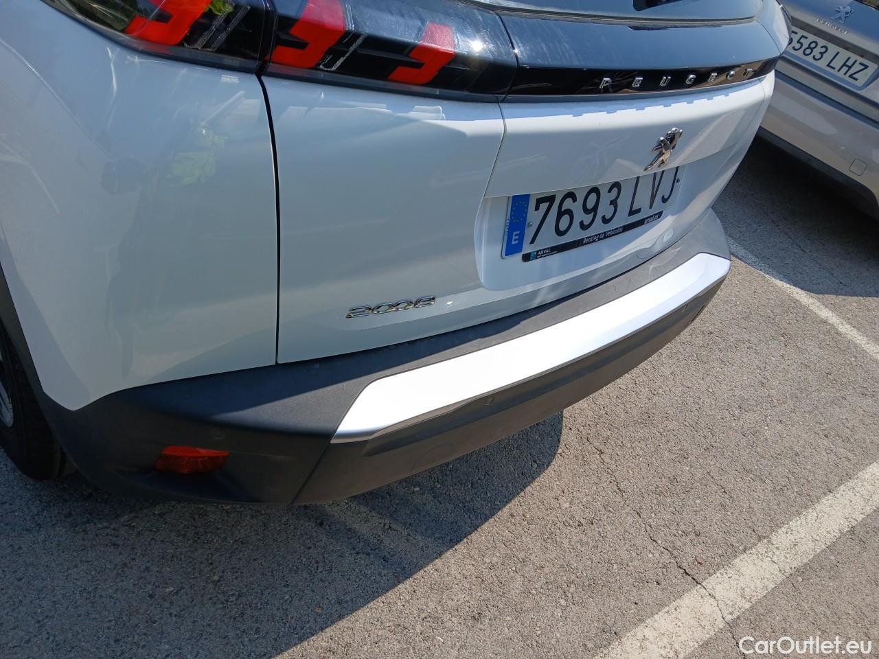  Peugeot  2008  Active 1.2 PureTech 100CV MT6 E6d #10