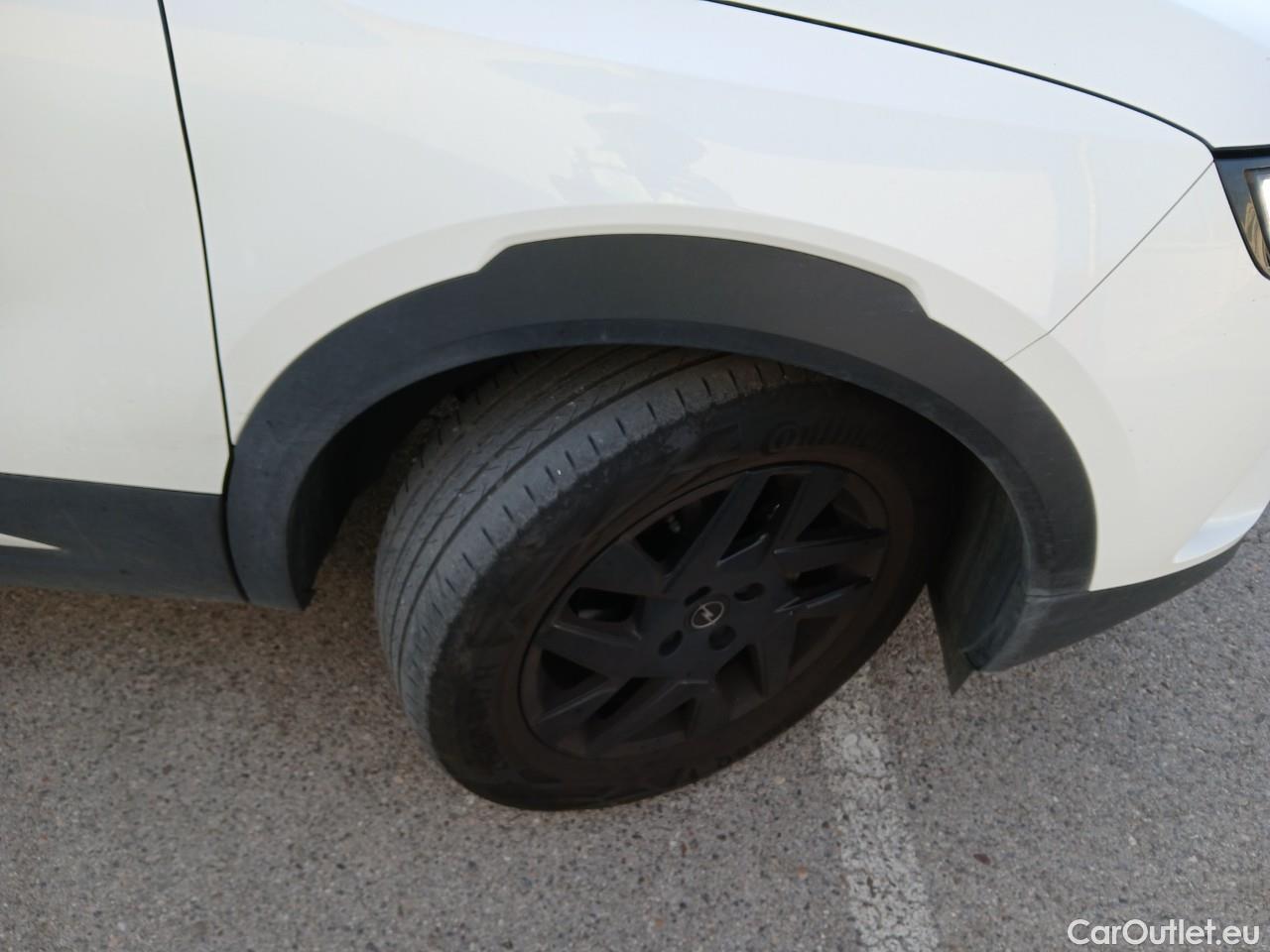  Opel  Mokka OPEL  / 2020 / 5P / todoterreno 1.5 D GS #4