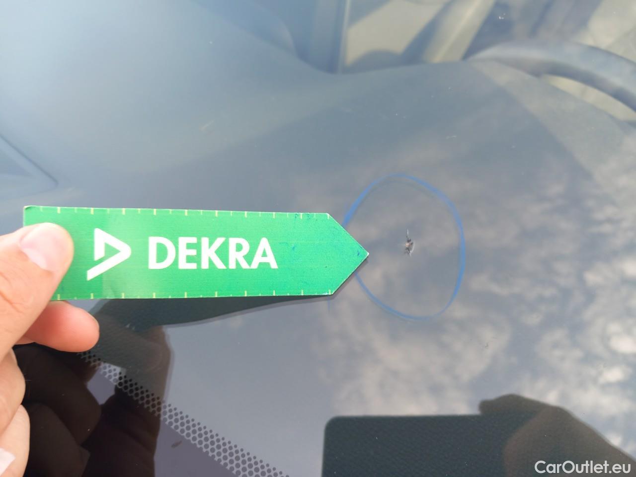  Toyota  RAV4 TOYOTA  / 2018 / 5P / todoterreno 2.5l 220H Advance 4WD #1