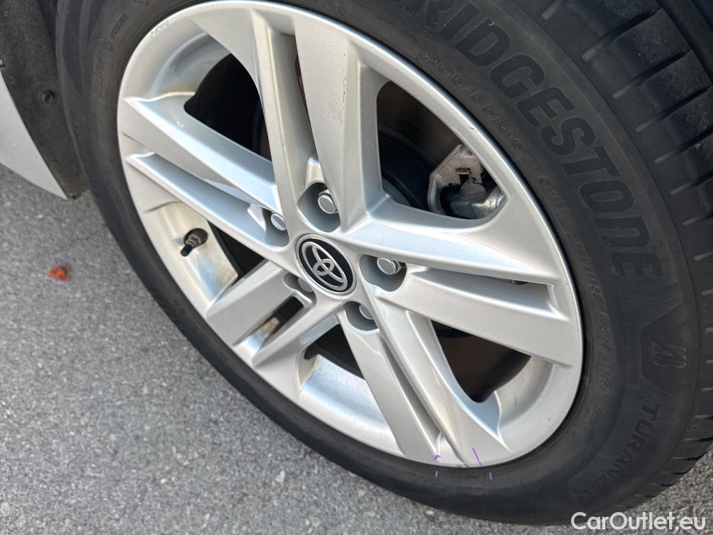  Toyota  Corolla TOYOTA  / 2019 / 5P / familiar 1.8 125H ACTIVE TECH E-CVT TOU SPORT #23