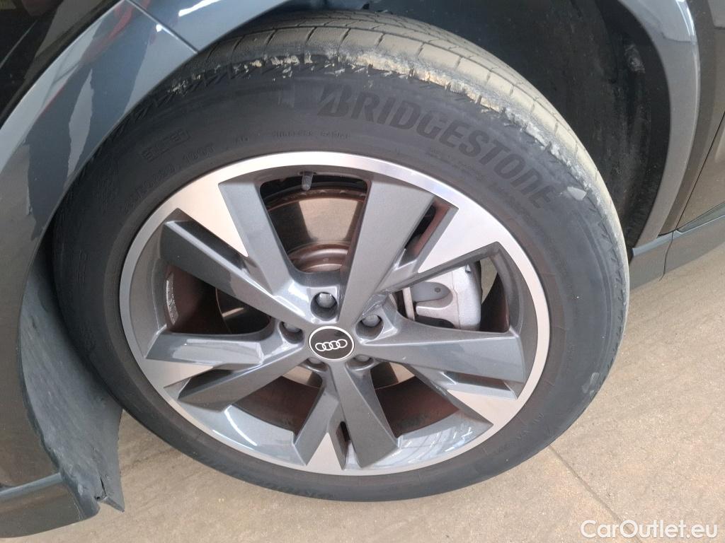  Audi  Q4 E-Tron Q4 40 e-tron S line 82kWh BVA #38