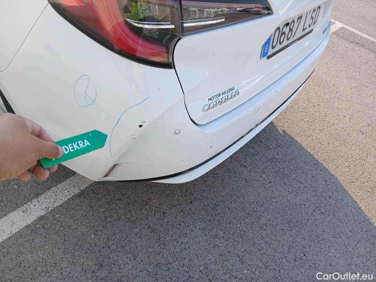  Toyota  Corolla TOYOTA  / 2019 / 5P / familiar 1.8 125H ACTIVE TECH E-CVT TOU SPORT #30