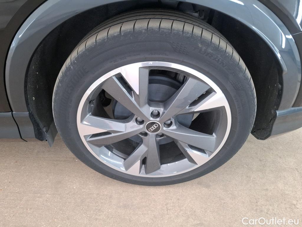  Audi  Q4 E-Tron Q4 40 e-tron S line 82kWh BVA #23