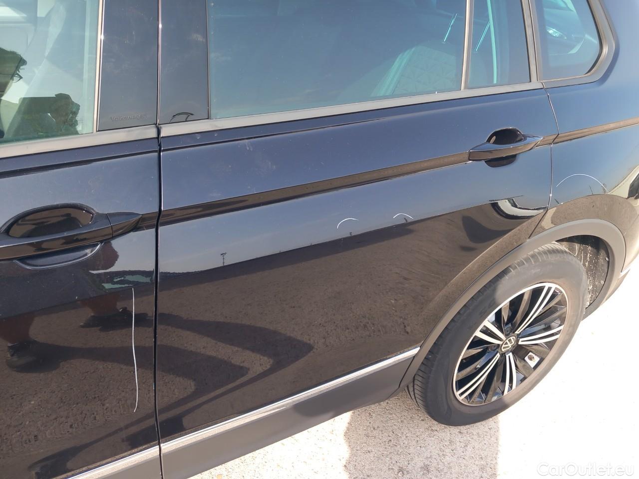  Volkswagen  Tiguan  Life 2.0 TDI 150CV AT7 E6d #16