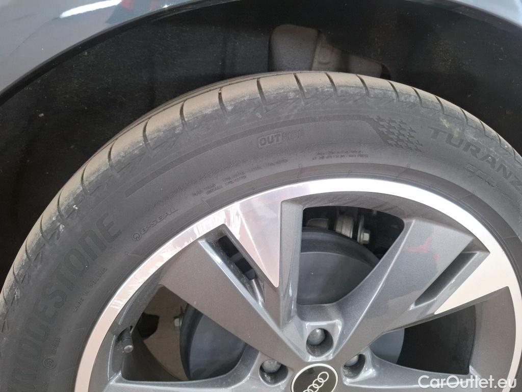  Audi  Q4 E-Tron Q4 40 e-tron S line 82kWh BVA #35