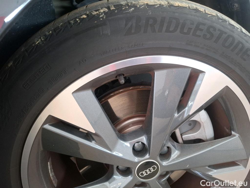  Audi  Q4 E-Tron Q4 40 e-tron S line 82kWh BVA #43