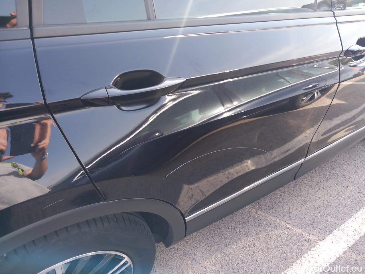  Volkswagen  Tiguan  Life 2.0 TDI 150CV AT7 E6d #29