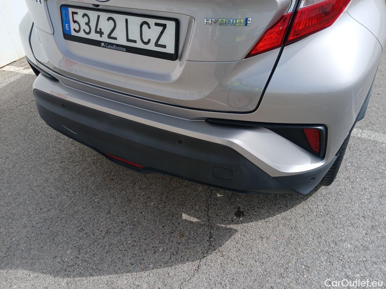  Toyota  C-HR TOYOTA  / 2016 / 5P / todoterreno 1.8 125H Advance (CX) #18