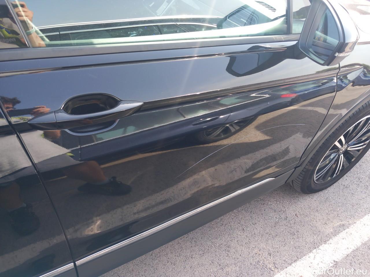  Volkswagen  Tiguan  Life 2.0 TDI 150CV AT7 E6d #33