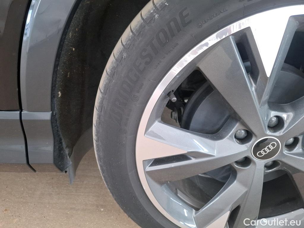  Audi  Q4 E-Tron Q4 40 e-tron S line 82kWh BVA #34