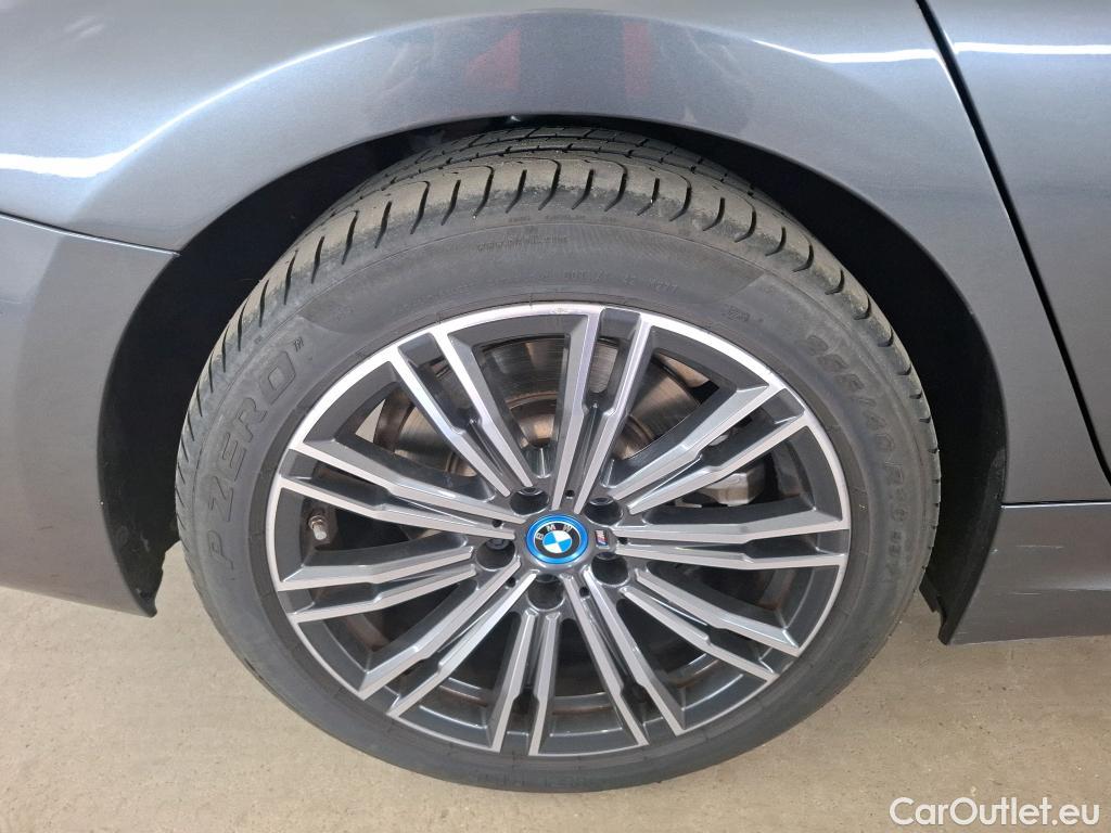  Bmw  Serie 3 Série 3 Touring 330 e M Sport 2.0 250CV BVA8 E6d #37