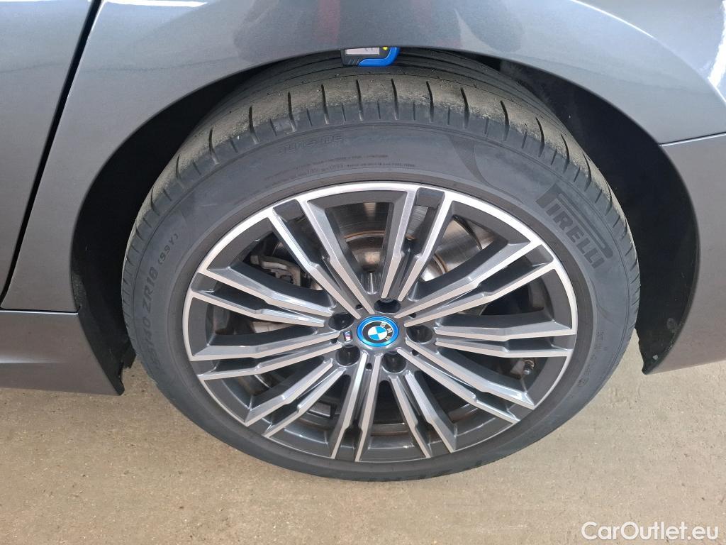  Bmw  Serie 3 Série 3 Touring 330 e M Sport 2.0 250CV BVA8 E6d #3