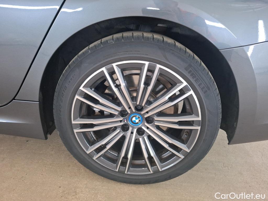  Bmw  Serie 3 Série 3 Touring 330 e M Sport 2.0 250CV BVA8 E6d #20