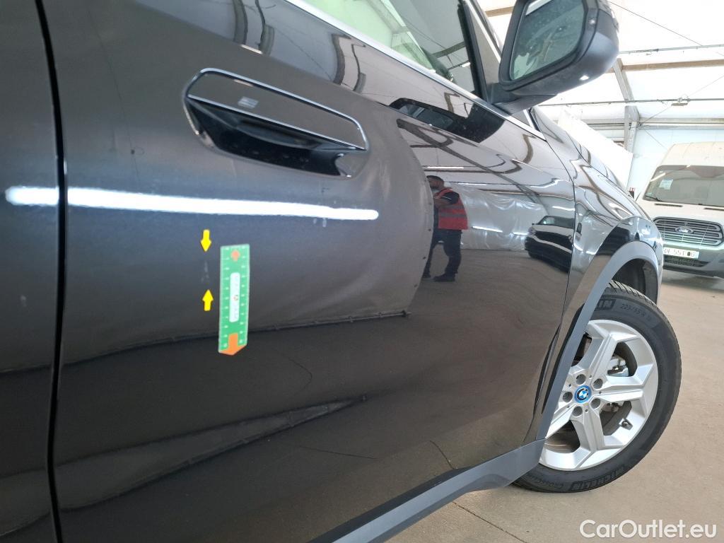  Bmw  iX 1 BMW iX1 2022 5P SUV xDrive30 Business Design #23