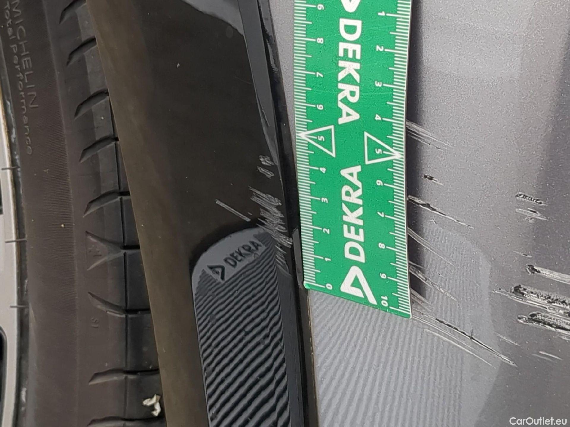  Peugeot  208  (e-) Active Business 50kWh BVA #12