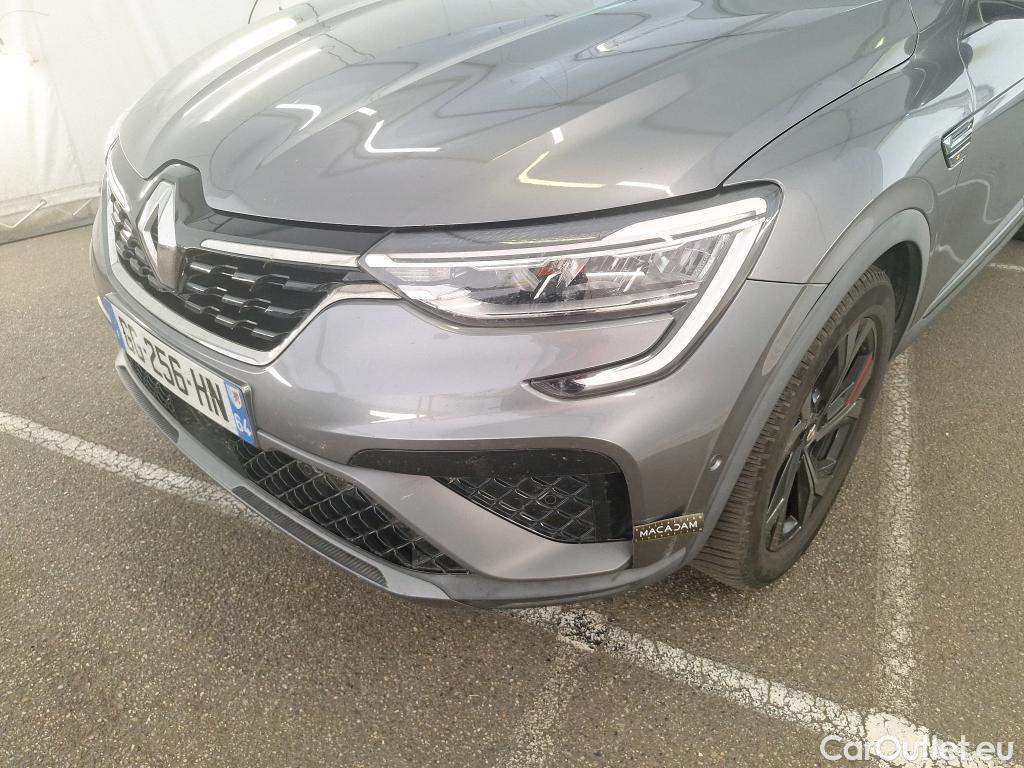  Renault  Arkana RENAULT  / 2021 / 5P / SUV R.S. Line E-TECH 145 -21B #23