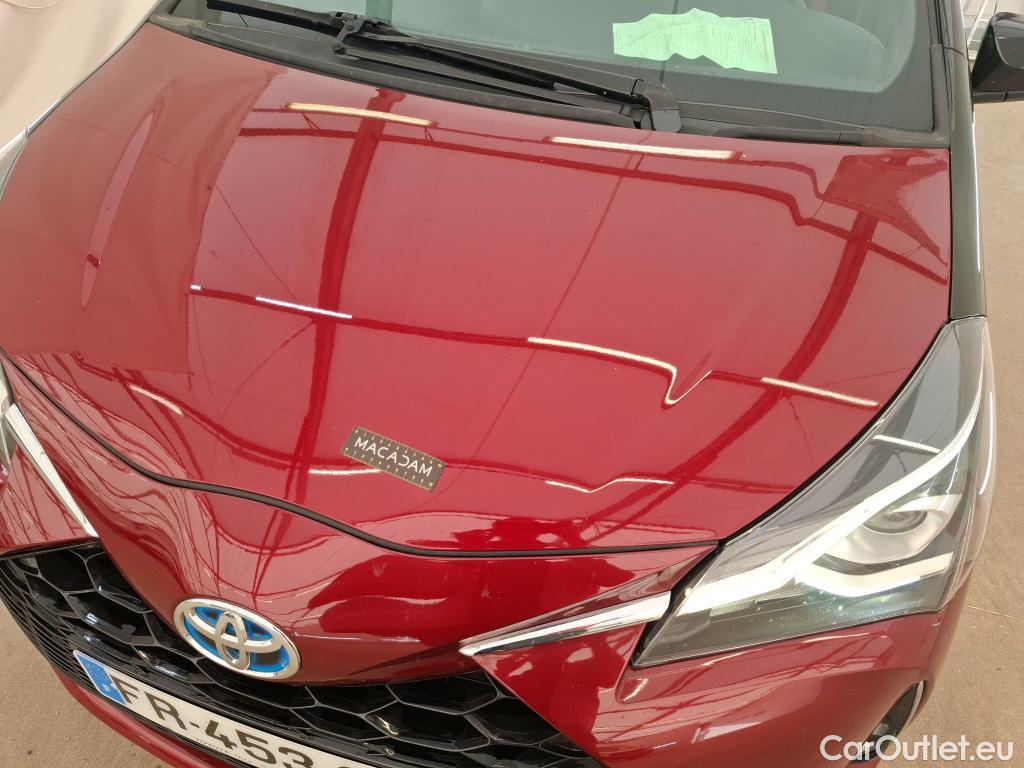  Toyota  Yaris TOYOTA  Hybride / 2017 / 5P / Berline 1.5 VVT-I HYBRID Collection #82