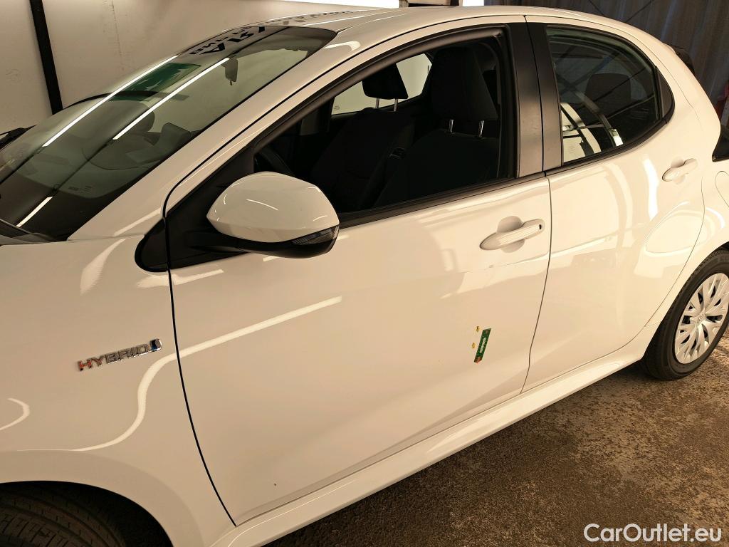  Toyota  Yaris TOYOTA  Hybride / 2019 / 5P / Berline Hybride 116h France Business Stage Acad #16