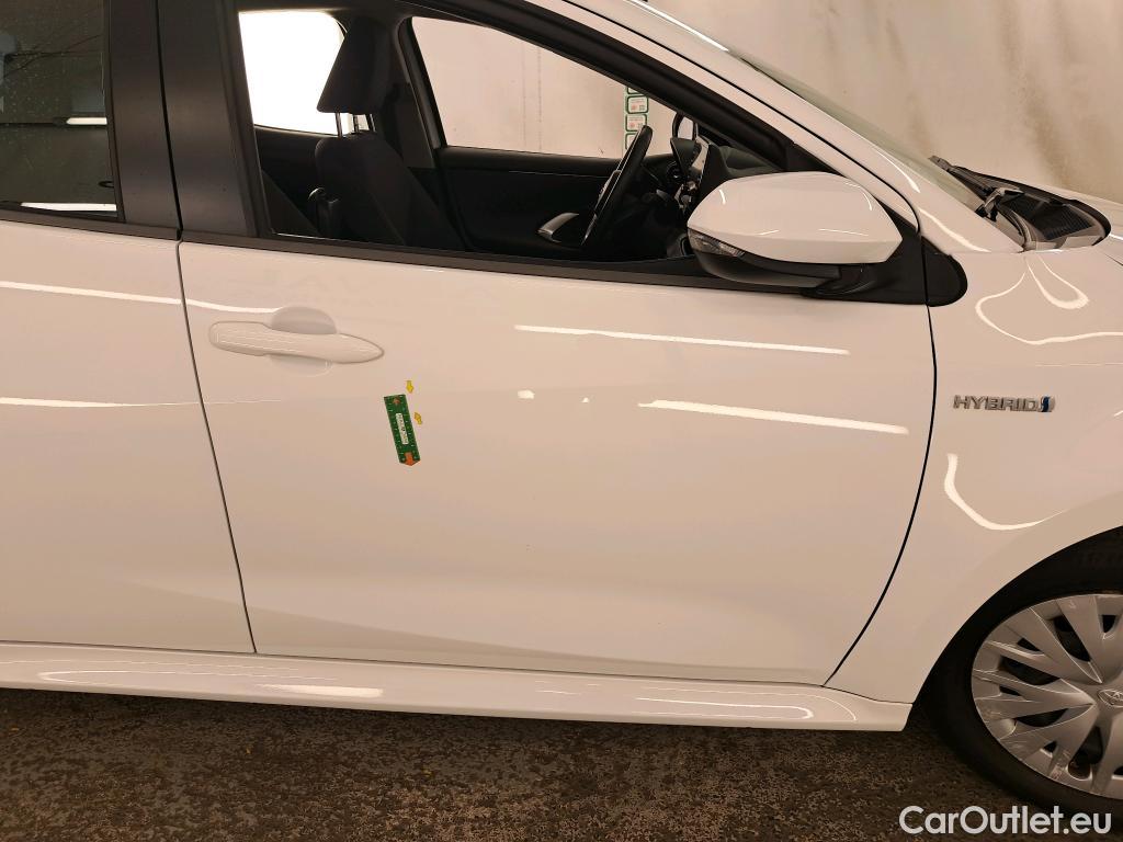  Toyota  Yaris TOYOTA  Hybride / 2019 / 5P / Berline Hybride 116h France Business Stage Acad #17