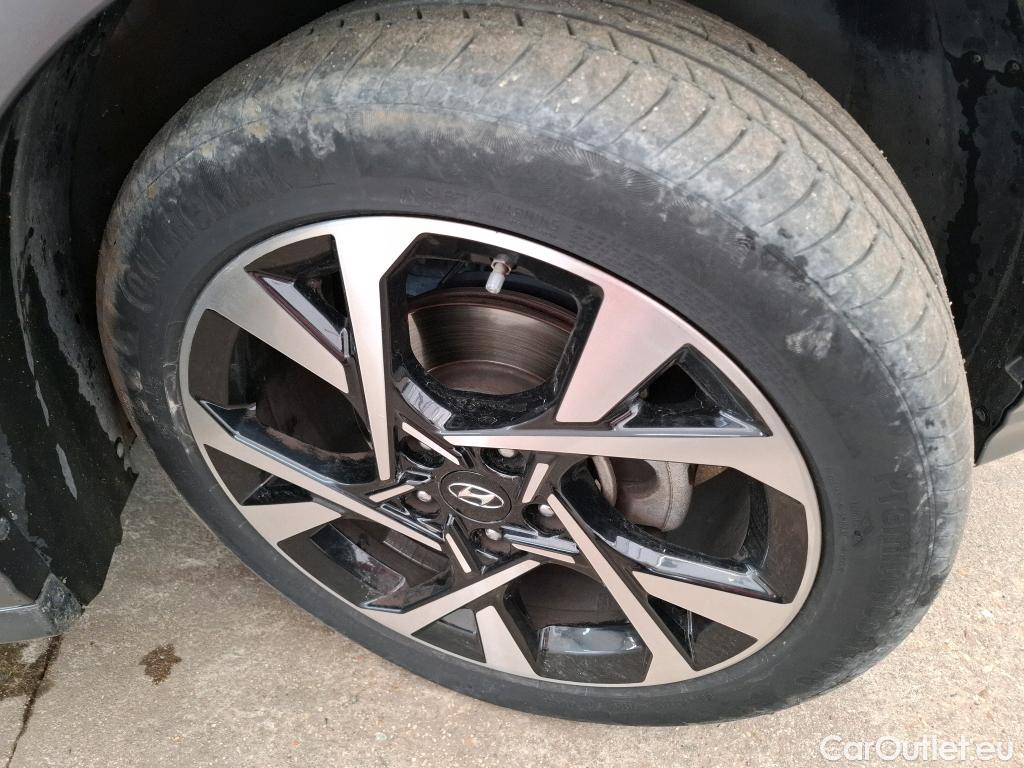 Hyundai  Konna Kona Executive 2WD 1.6 CRDi 135CV BVA7 E6dT #4