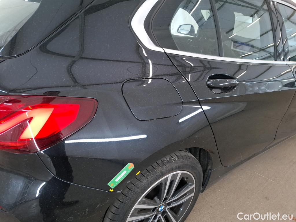  Bmw  Serie 1 Série 1 Berline 118 i Lounge 1.5 140CV BVA7 E6dT #3