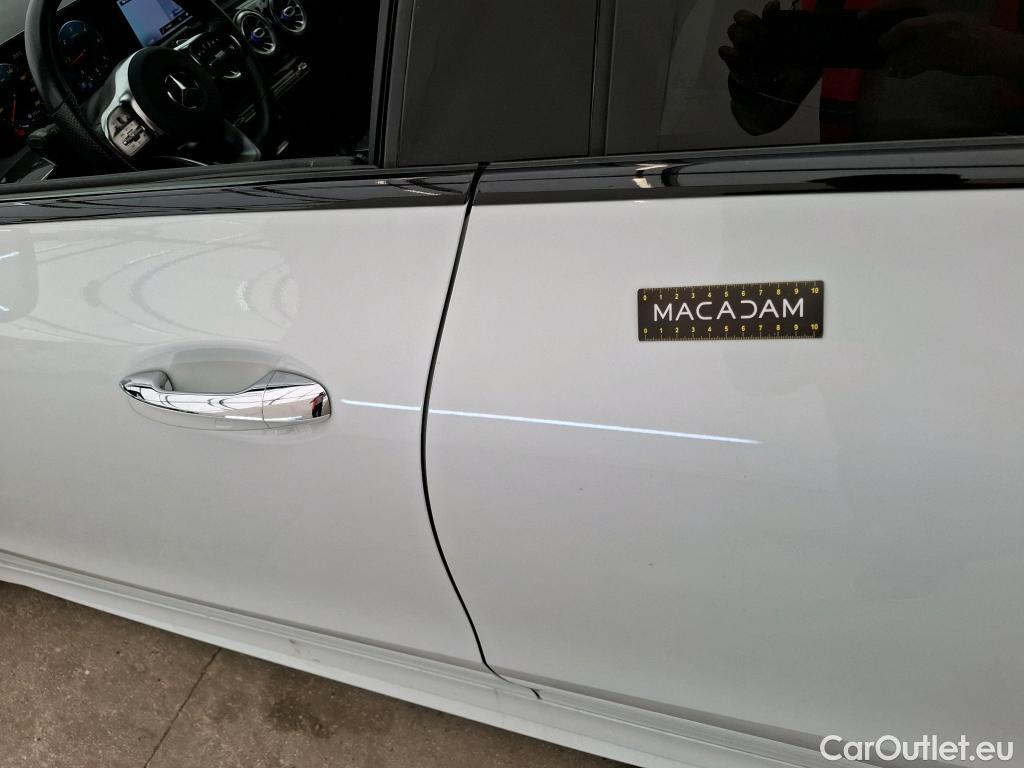  Mercedes  CLA-Klasse MERCEDES-BENZ CLA Shooting Brake / 2019 / 5P / Break CLA 220 d AMG Line BA8 #4
