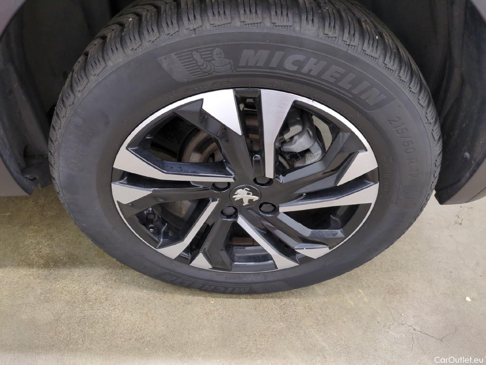  Peugeot  2008  Allure 1.5 HDi 110CV BVM6 E6d #3