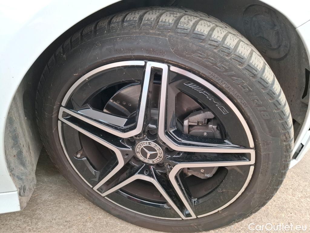  Mercedes  CLA-Klasse MERCEDES-BENZ CLA Shooting Brake / 2019 / 5P / Break CLA 220 d AMG Line BA8 #20