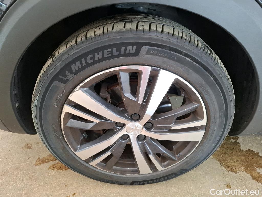  Peugeot  5008  Allure Business 1.2 PureTech 130CV BVM6 E6d #47