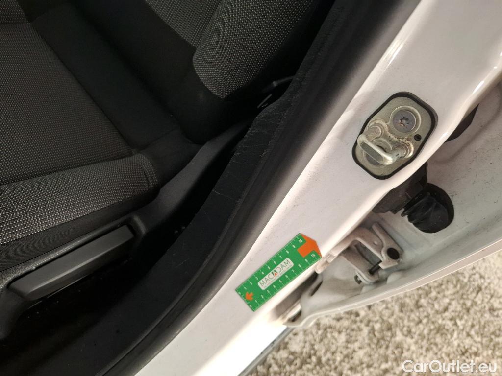  Citroen  C3  Société Feel 1.5 BlueHDI 100CV BVM6 E6dT #6