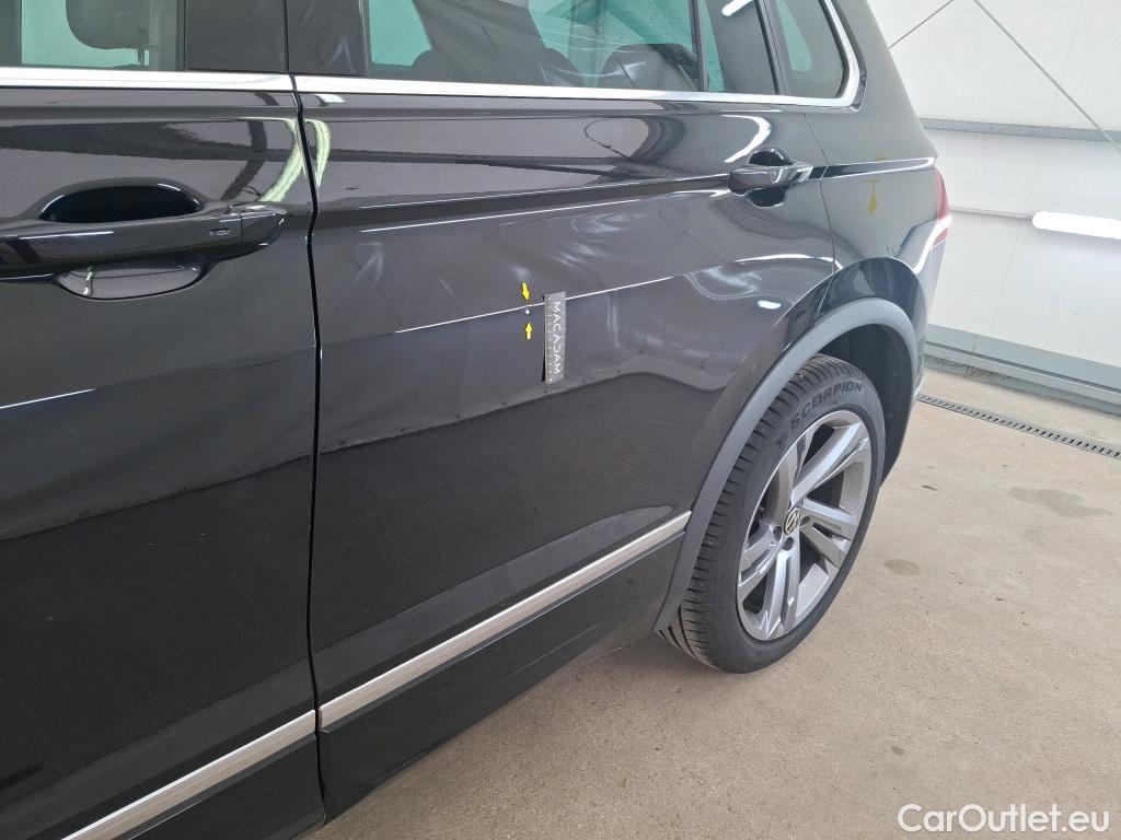  Volkswagen  Tiguan VOLKSWAGEN  / 2020 / 5P / SUV 2.0 TDI 150 DSG7 R-Line #9